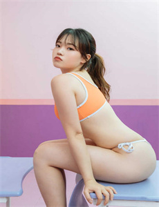 《日本巨乳女教师》