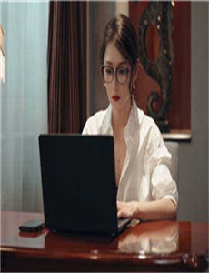 《彩虹月亮》